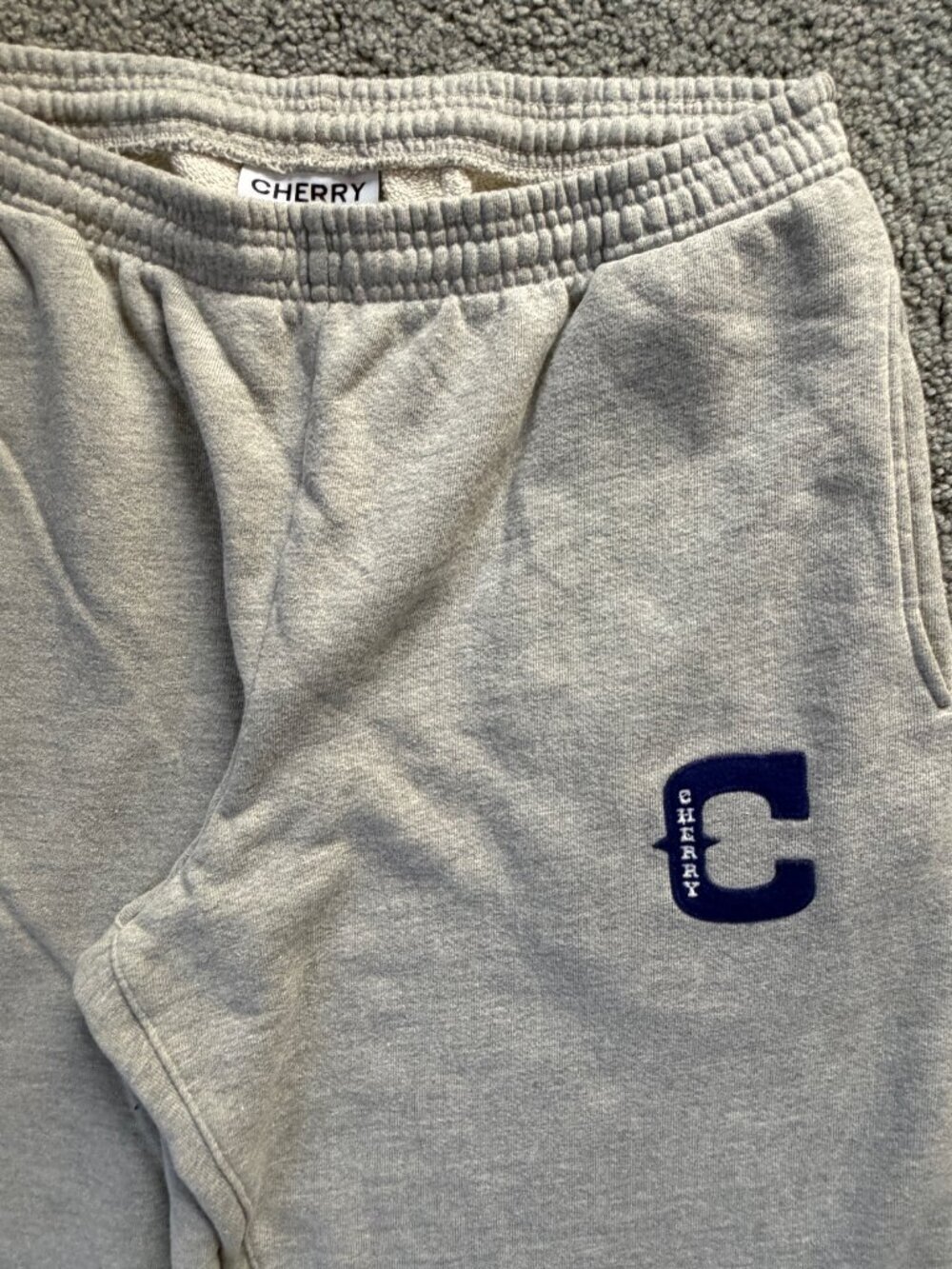 CHERRY LA - Straight-Leg Logo-Appliquéd Cotton-Jersey Sweatpants - Gray- Sz. XL - Picture 7 of 14